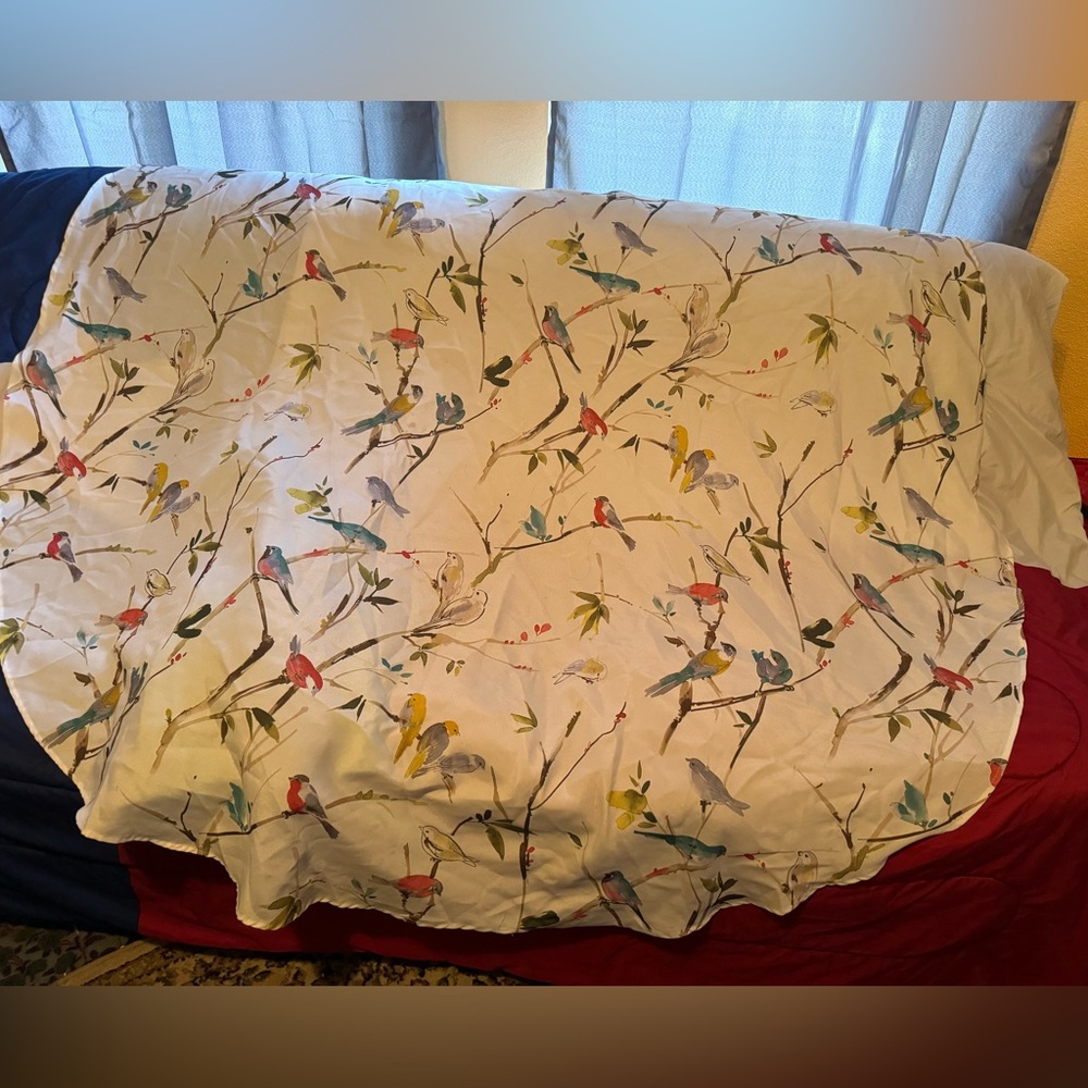 Round Spring Bird Watercolors Print Tablecloth 64”